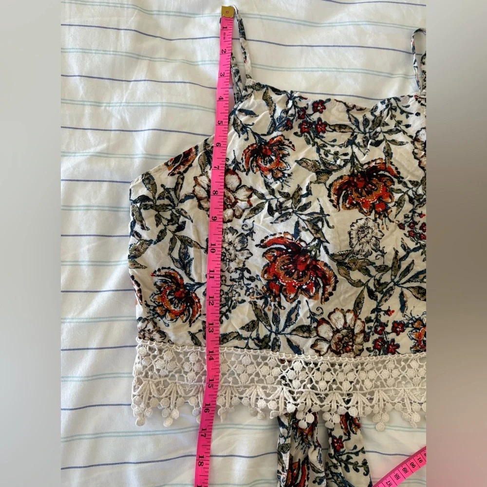 Medium Abercrombie & Fitch Floral Crochet Open Back Tie Crop Top - Picture 13 of 15
